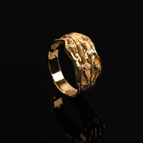 Lucky Wave Kollektion, Ring in Gelbgold mit Brillanten